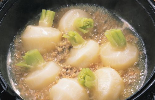 吃萝卜有什么好处呢？吃白萝卜、胡萝卜有什么好处？